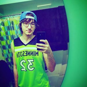 Meet your Posher, Jersey